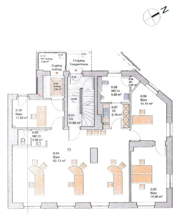 Grundriss der Gewerbe-/Büroeinheit mit großem Büroraum (62,12 m²), drei separaten Einzel-/Teambüros (11,53 m², 15,96 m² und 14,14 m²), Teeküche (5,18 m²), getrennten WCs, Archiv, Treppenhaus und barrierefreiem Aufzugszugang.